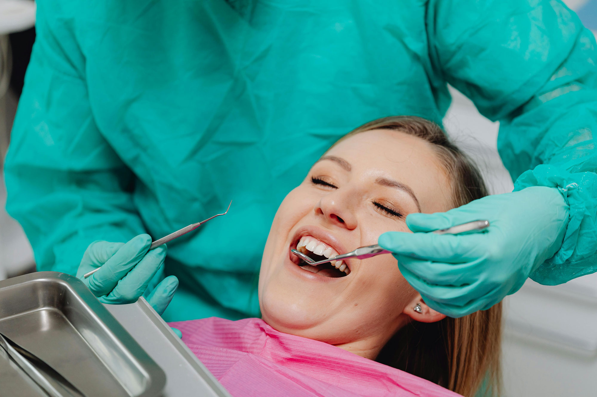 A Complete Guide For Eating After Dental Implants